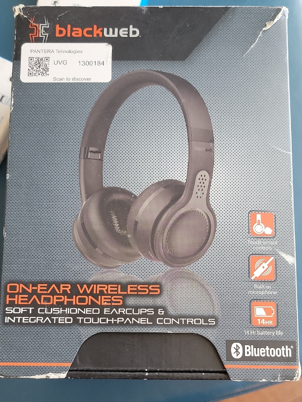 blackweb On-Ear Wireless Headphones - Black